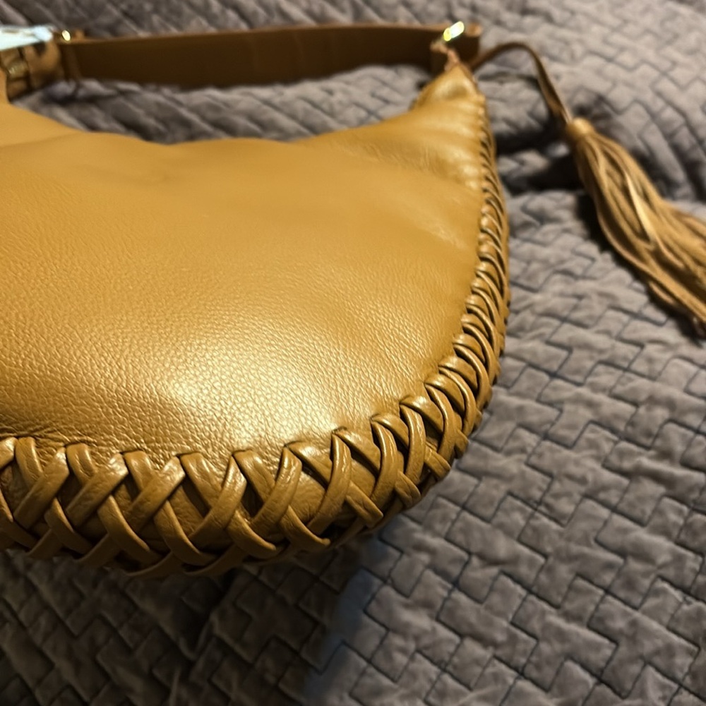 Antonio Melani Beautiful cognac 100% leather
Shoulder Handbag - Picture 6 of 11